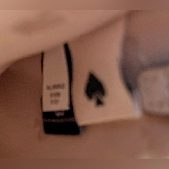 *EUC* KATE SPADE Leila Cardholder Wristlet - Small - Ivory/Beige -Inside Pockets - Picture 9 of 11